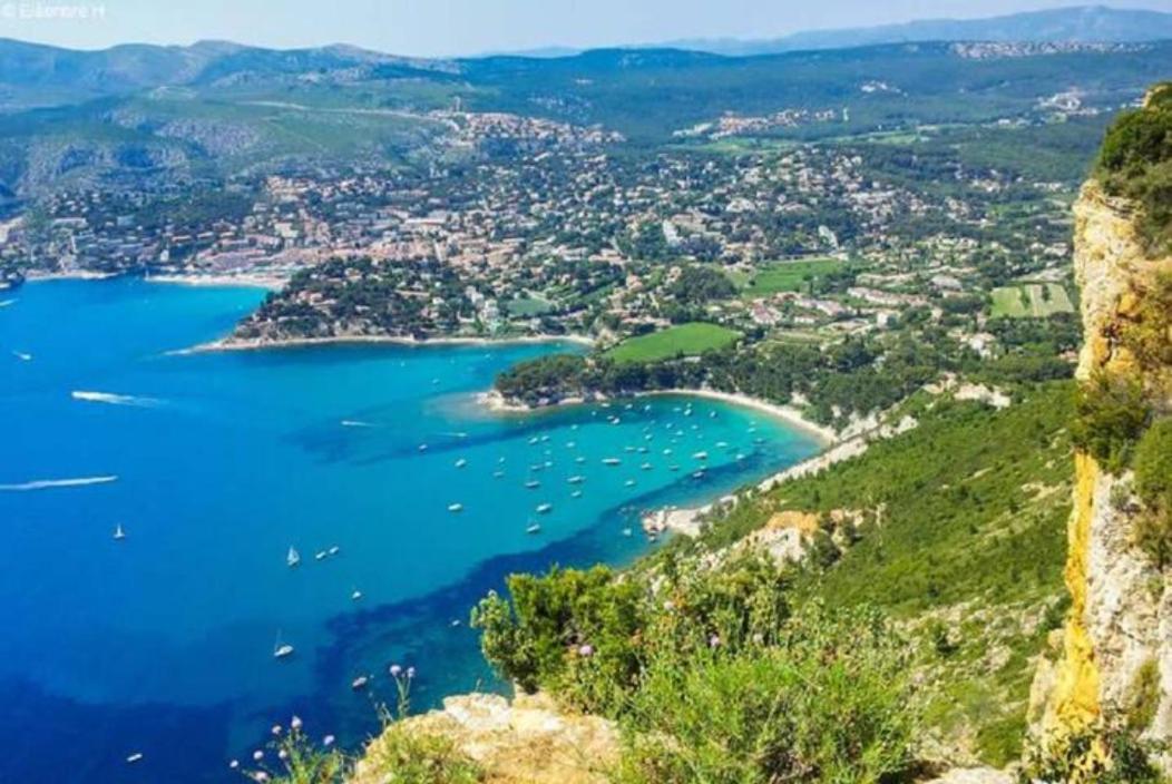 La Maison De Doms Avec Jacuzzi Et Vue Mer Cassis Eksteriør billede